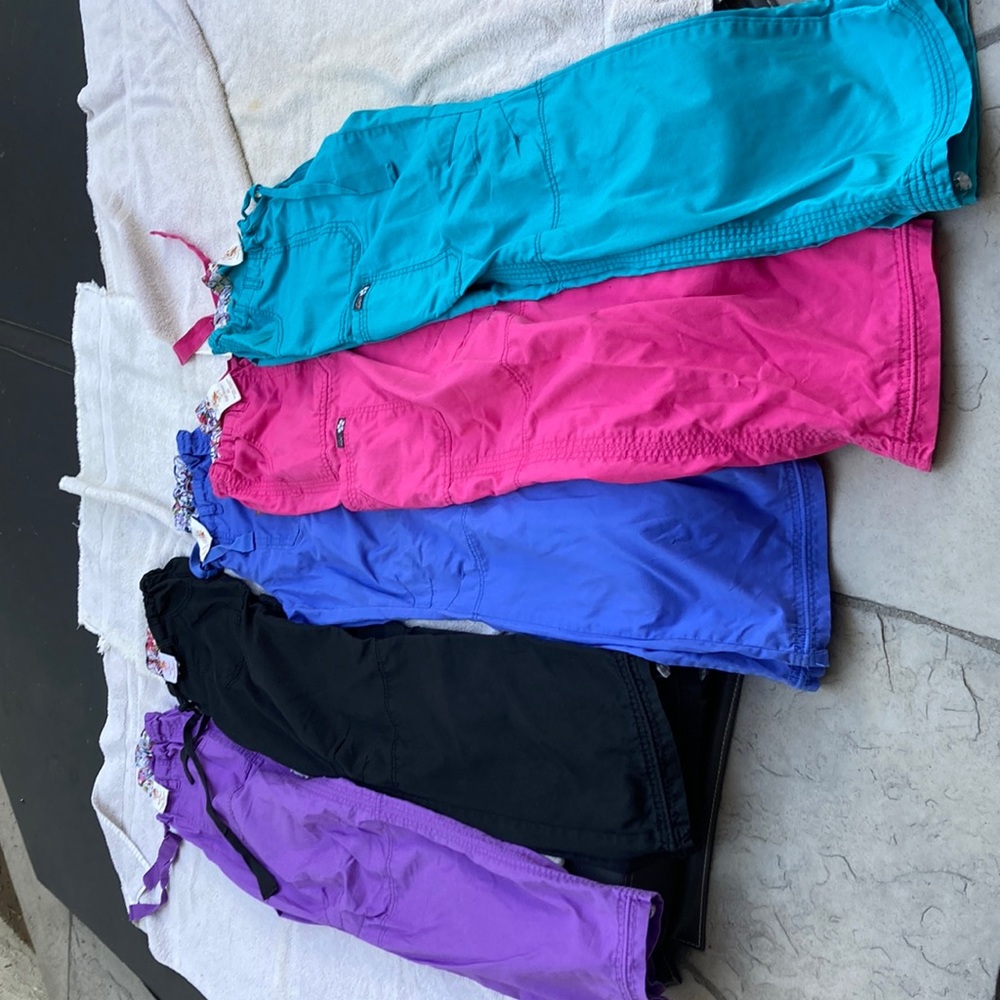 KOI brand ex small ex tall Excellent used condition. Five pairs $15 each pair.